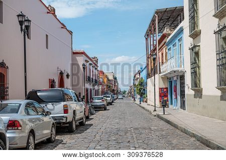 Oaxaca, Oaxaca, Mexico- June 23, 2019: Street View In Oaxaca Mexico On June 23, 2019. Oaxaca Is The 