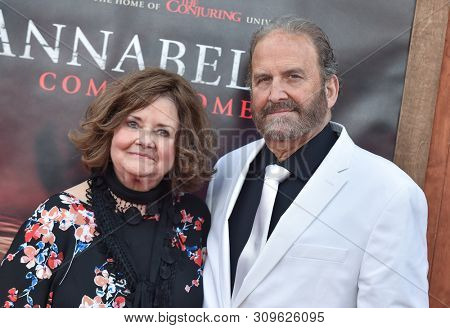 LOS ANGELES - JUN 20:  Judy Spera and Tony Spera arrives to the 'Annabelle Comes Home' World Premiere  on June 20, 2019 in Hollywood, CA