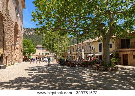 Valldemossa, Mallorca, Spain - May 7, 2019: Square In The Centre Of Valldemossa Old Town