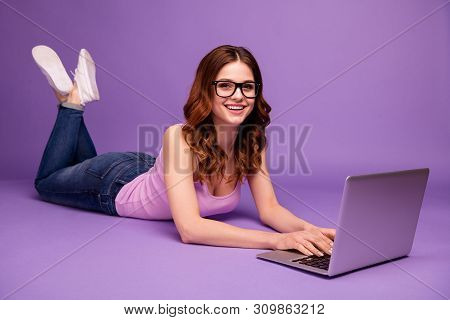 Portrait Of Smart Intelligent Person Entrepreneur Have Device Communication Chatting Chilling Feel P