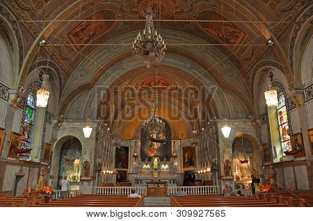 Montreal - Aug. 4, 2011: Notre-dame-de-bon-secours Chapel, Montreal, Quebec, Canada. It Is One Of Th