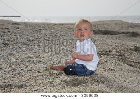 Søde Baby dreng på en strand