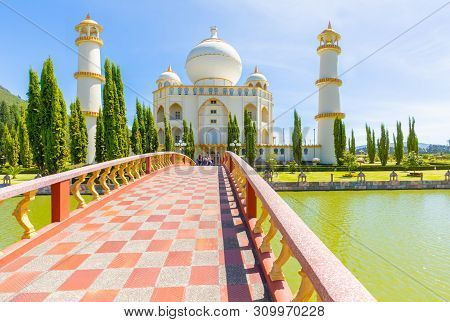 Bogota, June 27  Taj Mahal And Its Bridge Replicas In The Family Amusement Park Named Duque Built In