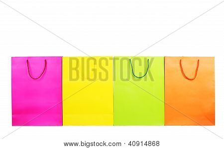 bunte Tragetaschen, isolated on white