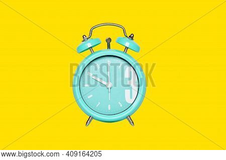 Selective Focus Green Mint Vintage Clock Show 10 O'clock On Yellow Background And Clipping Path. Tim
