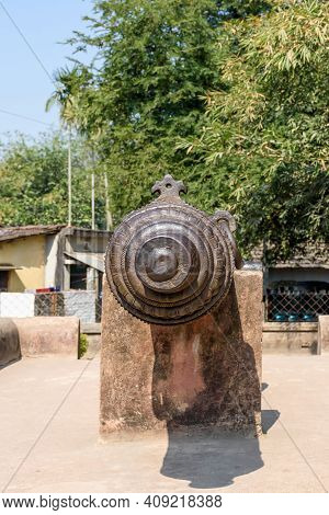 Picture Of Jahan Kosha Cannon Also Known As The Great Gun, Was Built By Craftsman Janardan Karmakar.