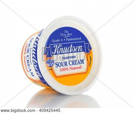 IRVINE, CALIFORNIA - NOVEMBER 16, 2016: A  carton of Knudsen Hampshire Sour Cream. Since 1919 the Knudsen Creameries have produced premium dairy products.