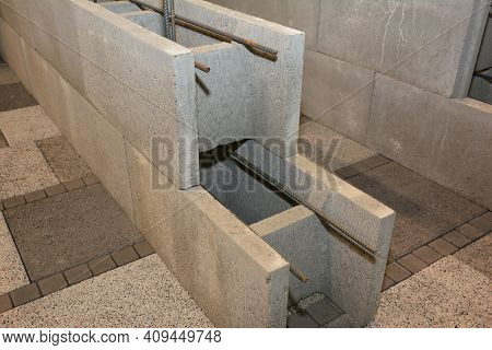 Building A Dry Stack Mortarless Wall From Dry Stack Concrete Blocks Hollow Inside Bonded With Reinfo