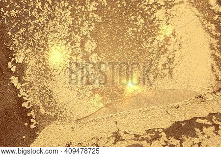 Fortuna Gold Abstract Marble Pattern With Sparkles