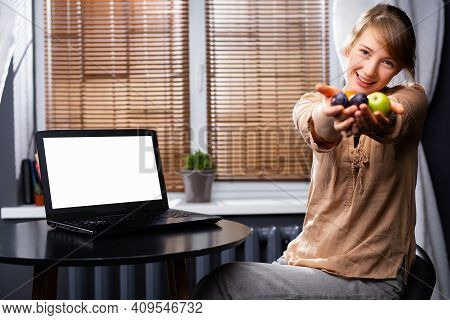 Life Stream With The Nutritionist, Online Diet Feed And Healthcare Course. Video Tutorial, Recipes W