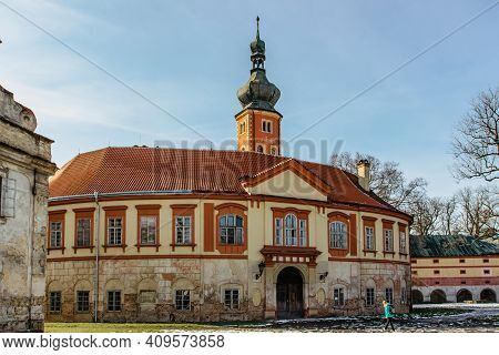 Tourists In Libechov, Old Abandoned Baroque Castle In Central Bohemia,czech Republic.romantic Buildi