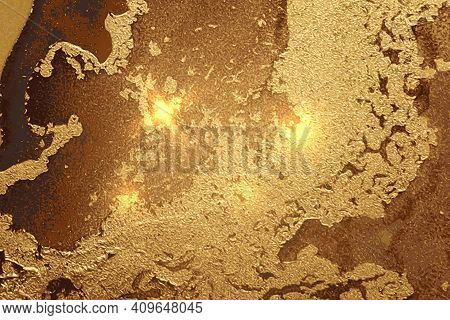 Fortuna Gold And Brown Abstract Marble Pattern With Sparkles.