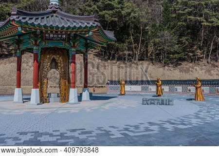 Chungbuk, South Korea;feb.21, 2021: Special Bell Pavilion And Statues Of Buddhist Monks At Songnisan