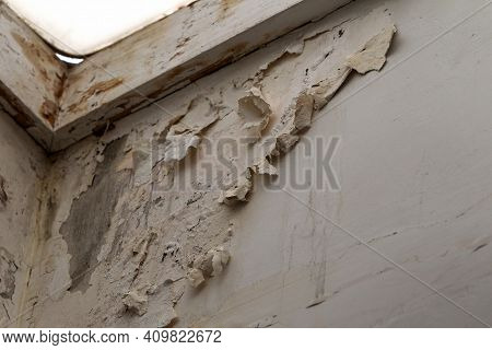 Mold, Mildew On The Wall In Humid Places. The Most Destructive Fungus Due To Moisture And Lack Of Ve