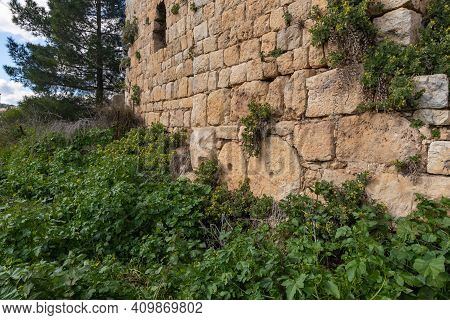 The Outer Walls Of The Ruins Of Crusader Fortress Chateau Neuf - Metsudat Hunin Is Located At The En