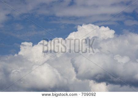 Nuages sur le ciel