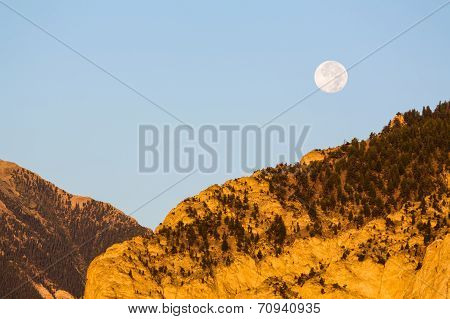Chalk Cliffs Of Mt Princeton Colorado