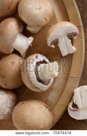 Chestnut Mushrooms