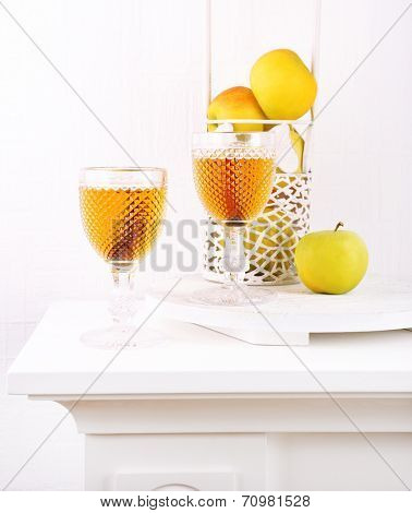 Still life with tasty apple cider and fresh apples