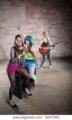 Kadın Punk Rock grubu