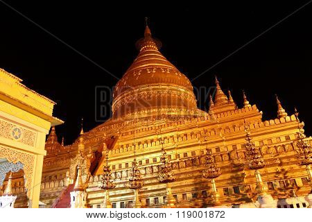 Shwezigon , old Buddhist temples and pagodas in Bagan, Myanmar