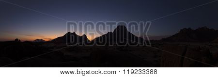 The Spitzkoppe Matterhorn near Usakos in Namibia.
** Note: Soft Focus at 100%, best at smaller sizes