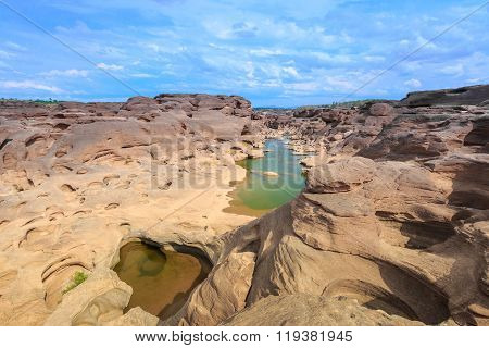 Unseen Thailand Grand Canyon Sam Pan Bok At Ubonratchathani