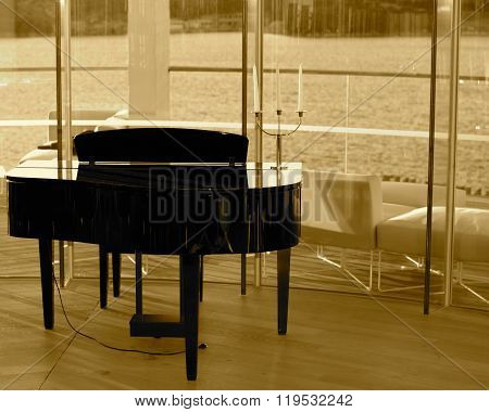 Why is piano turned off?
