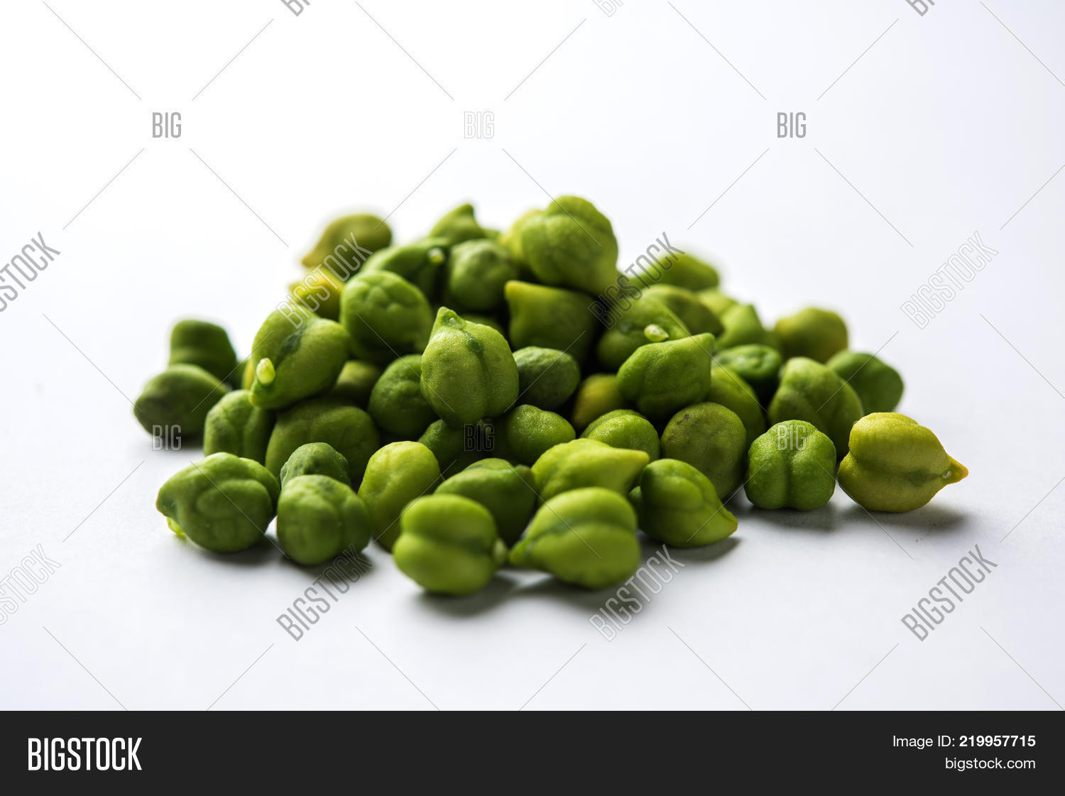 Fresh Green Chickpeas Image & Photo (Free Trial) Bigstock