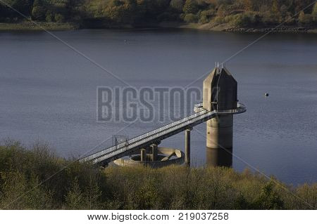 SCAMMONDEN DAM RESERVOIR YORKSHIRE ENGLAND CLOSE UP