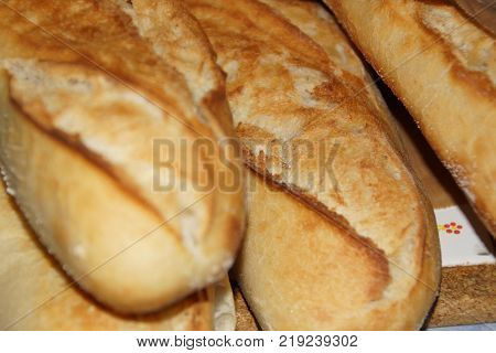 A baguette either simply baguette, so called baguette of Paris, or still French loaf, but also bread baguette is a variety of bread, recognizable in its lengthened (stretched out) shape. Even if this shape of bread is symbolic of France, the baguette is a
