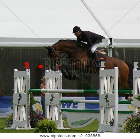 Gilbert Böckmann riding  Lord Petz,