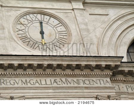 Trinita' Dei Monti zegar