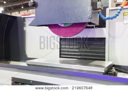 high precision horizontal grinding CNC machine;side view