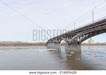 Nizhny Novgorod, Russia. - March 24.2017. Canavinsky bridge over the river Oka. The flow of cars going along the bridge.