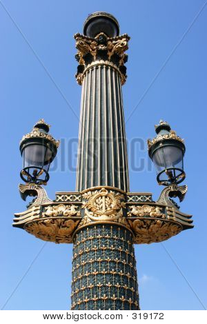 Goldencolumn