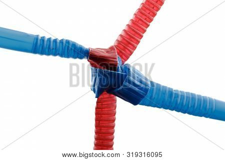 Plastic Straws. Knot.