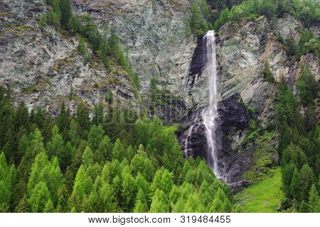 Jungfernsprung waterfall near Heiligenblut, Hohe Tauern National Park, Austria, Europe