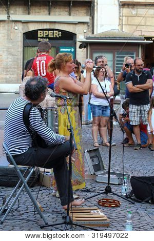 Ferrara, Italia - August 25, 2019: The Ferrara Buskers Festival, From August 24 To 1 September,  Is 