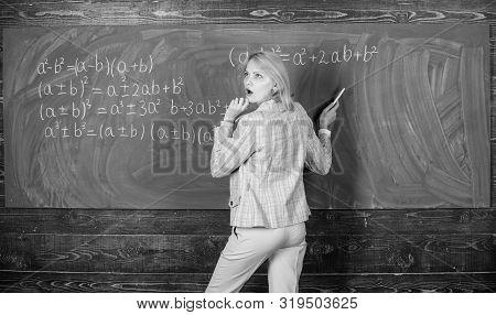 I Know The Answer. Study And Education. Modern School. Knowledge Day. Teacher On School Lesson At Bl
