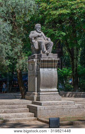 Kutaisi, Georgia - 21.08.2019: Statue Of Famous Georgian Poet Akaki Tsereteli In Central Park Of Kut