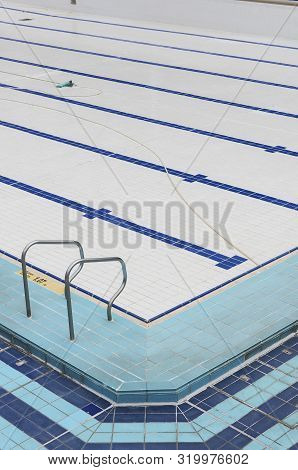 View Of An Empty Swimming Pool Under Construction
