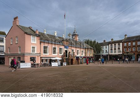 Carlisle, Cumbria, Uk, August 2020 - Street View Of The City Of Carlisle, Uk