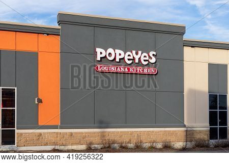 Popeyes Fried Chicken Fast Food Restaurant , Louisiana Kitchen