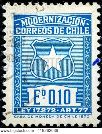 Chile - Circa 1970: A Stamp Printed In Chile Shows Coat Of Chile, By Law 17272 Article 77 Of The Mod