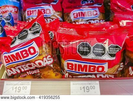 Bimbo Mantecadas Con Nuez With Nuts Packaging Supermarket In Mexico.