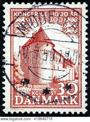 Denmark - Circa 1953: A Stamp Printed In The Denmark Shows Nyborg Castle, From 12 Century, Circa 195
