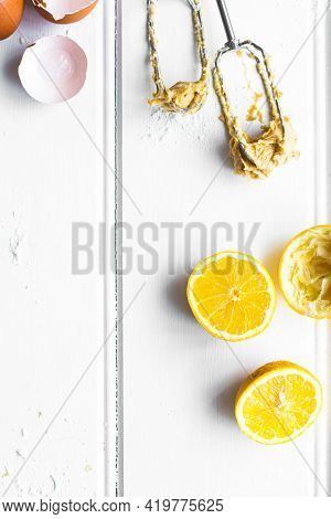 Fresh baked homemade lemon cake recipe