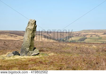 The Greenwood Stone A Historic 16th Century Boundary Marking The Borders Of Midgley And Wadworth Moo