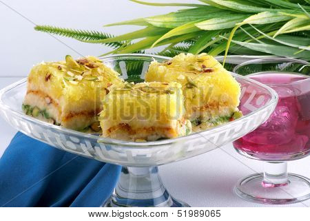 Pineapple Berfi with Drink